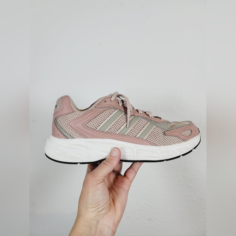 Adidas CLOUDFOAM COMFORT Pink Athletic Sneakers, Size 9.5